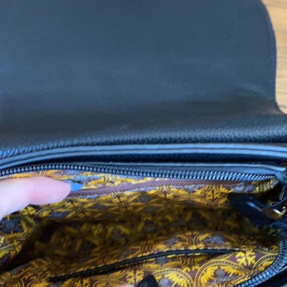 Black crossbody bag - Picture 4 of 4